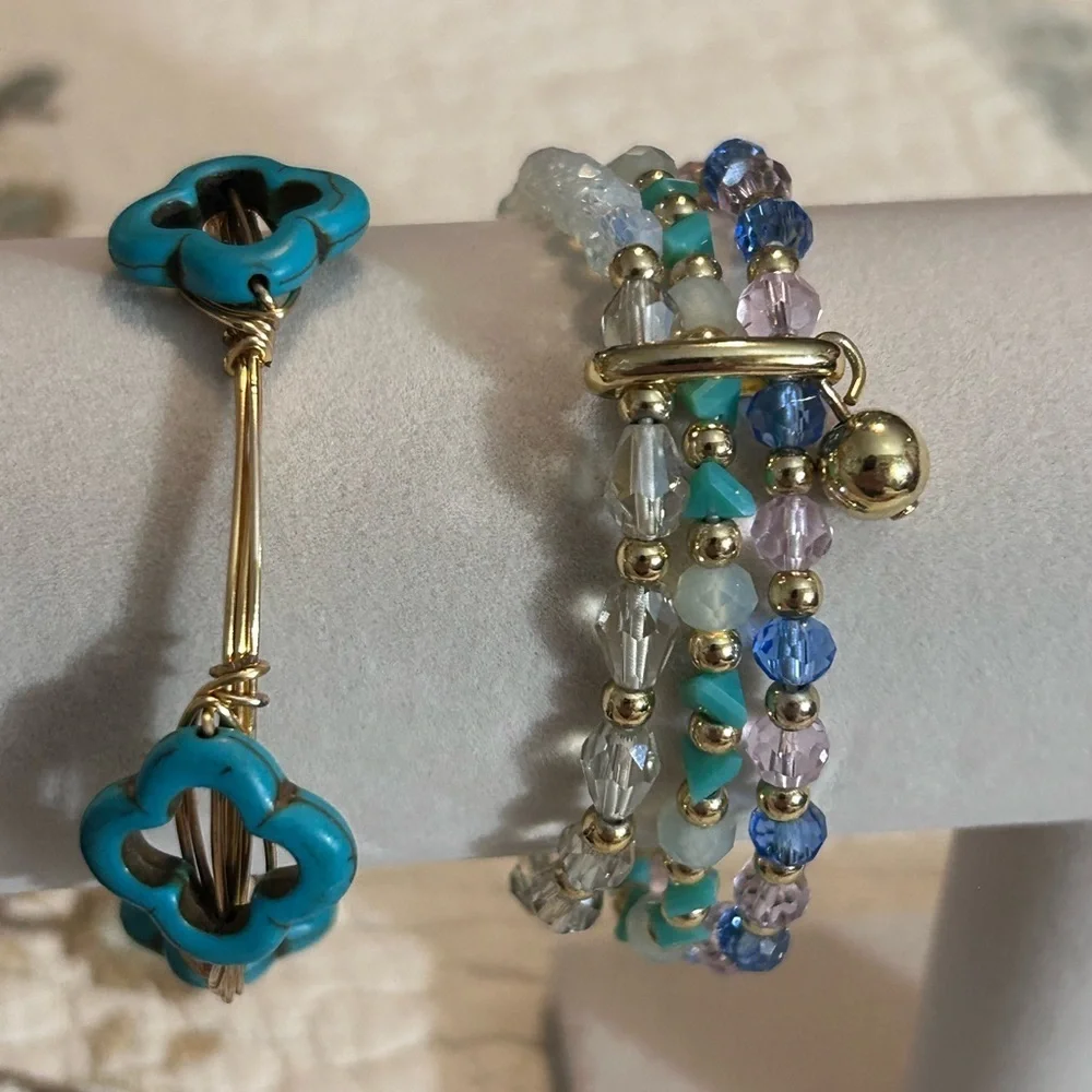 Vintage Wire Wrapped Turquoise and Crystal Beaded Bracelet Set
